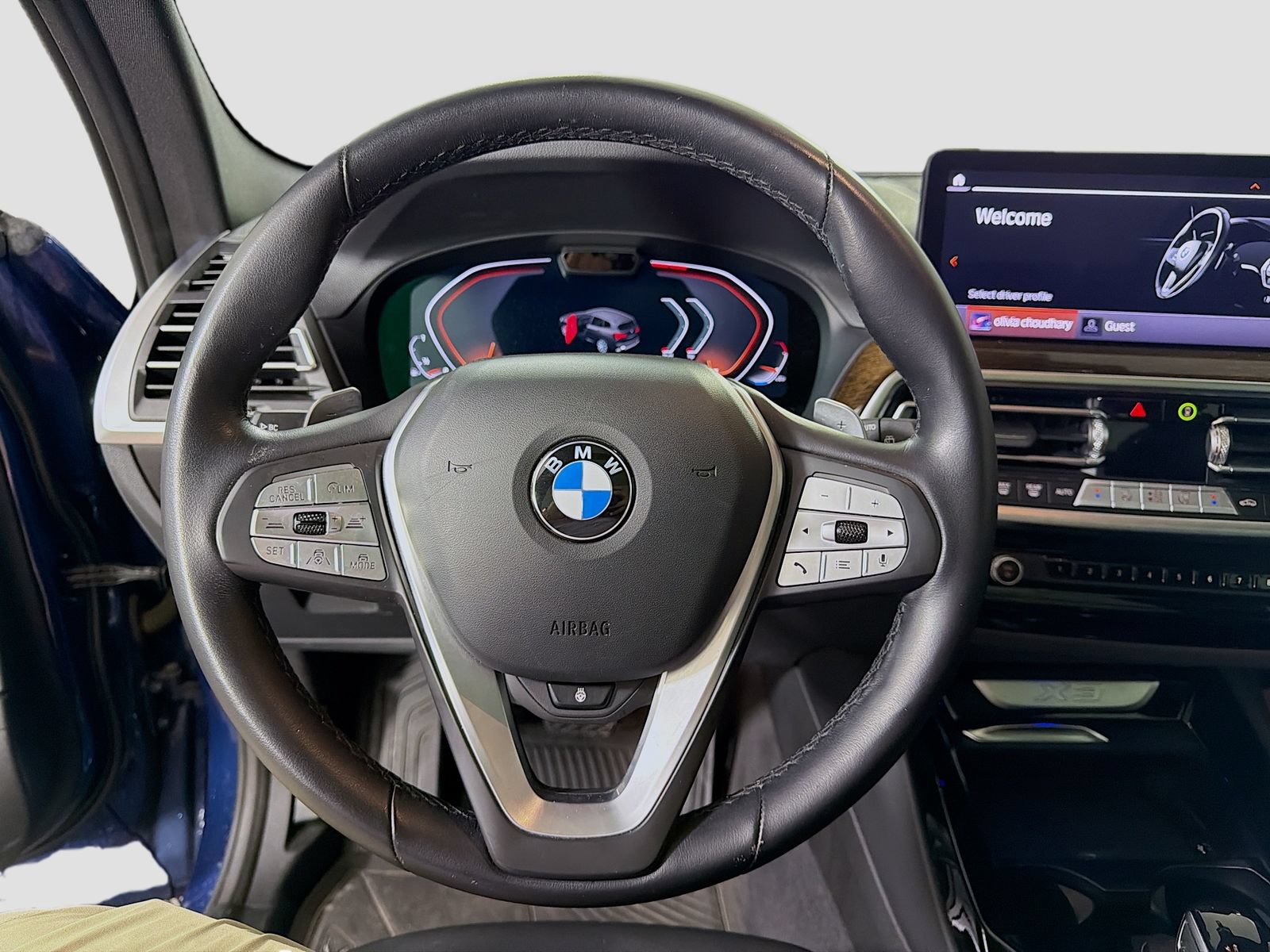 Used 2023 BMW X3 xDrive30i w/ Premium Package w/ZPA AWD/4WD image 13