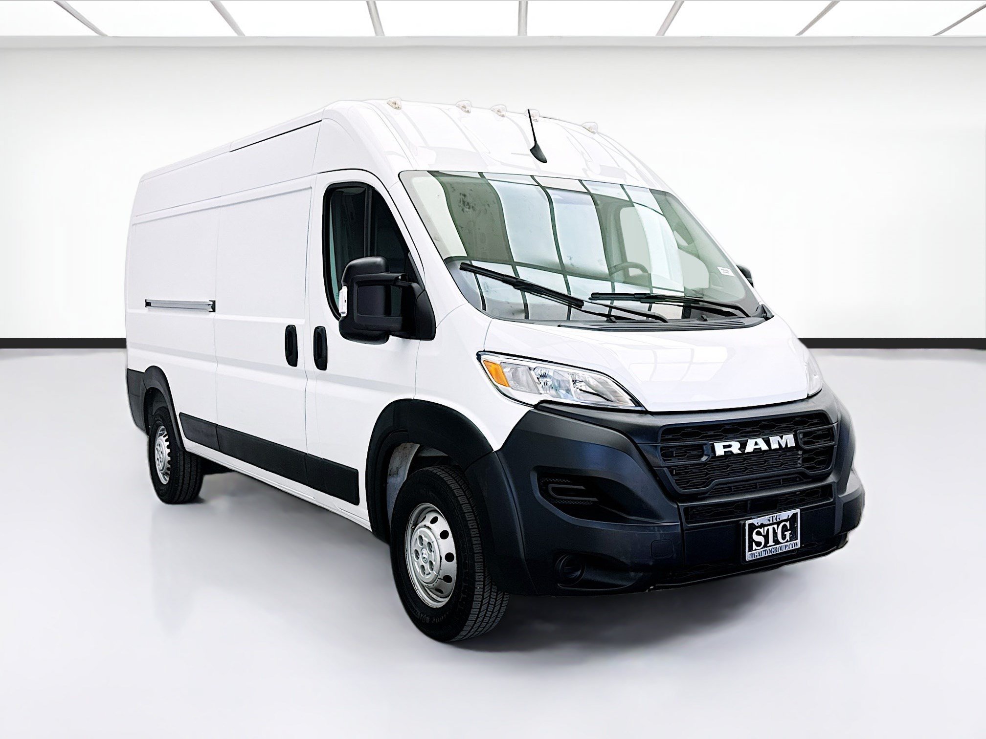 Used 2023 RAM ProMaster 3500 FWD image 3