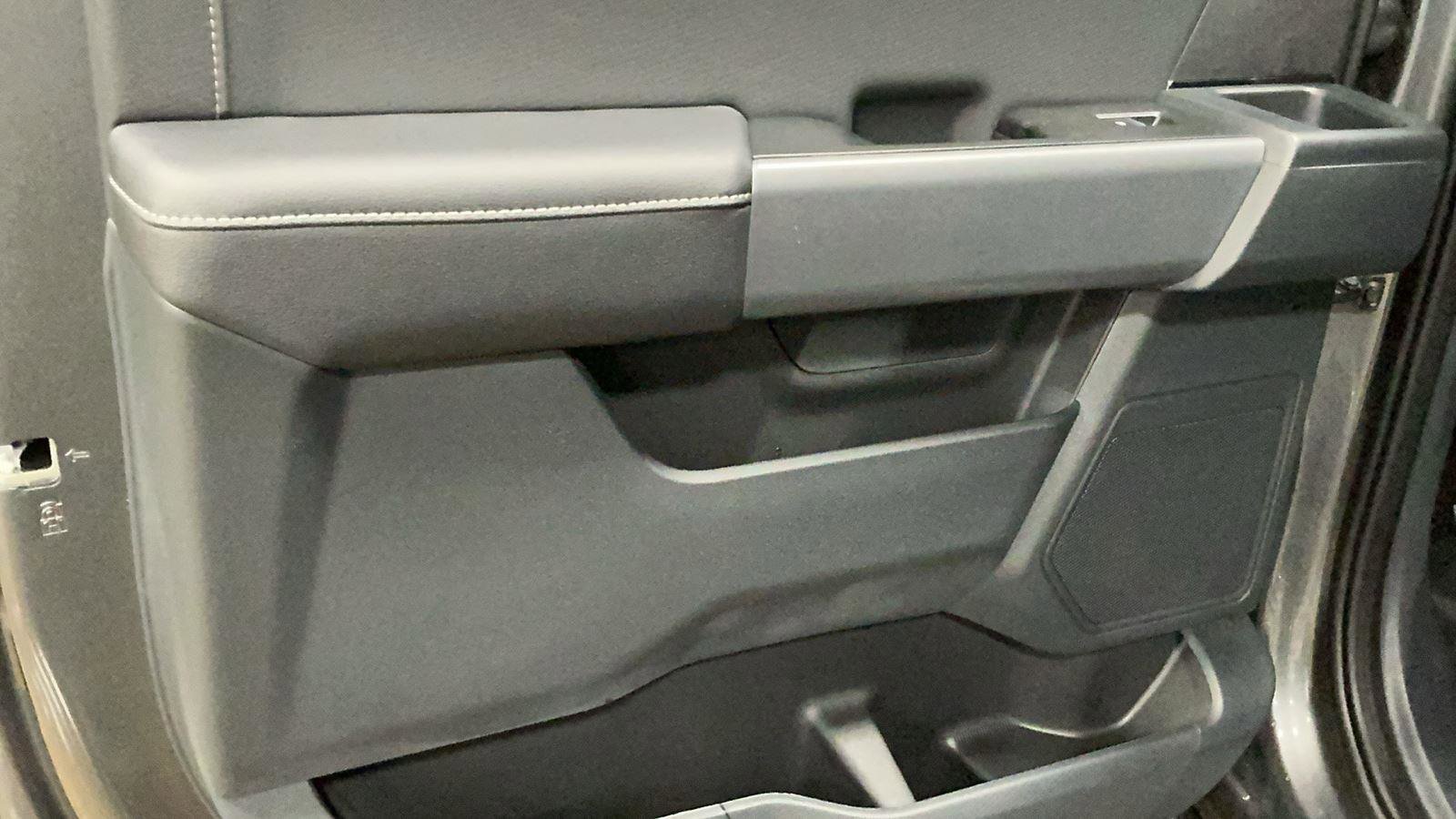 New 2025 Ford F150 XLT w/ Equipment Group 302A MID image 9