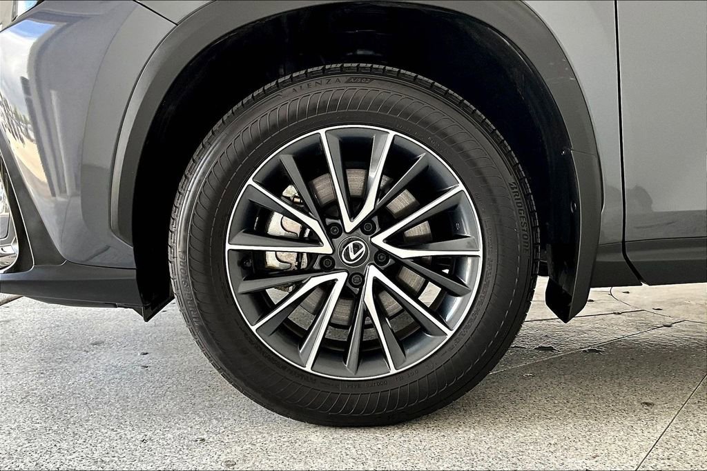 Used 2025 Lexus NX 350 AWD w/ Accessory Package (2T) image 11