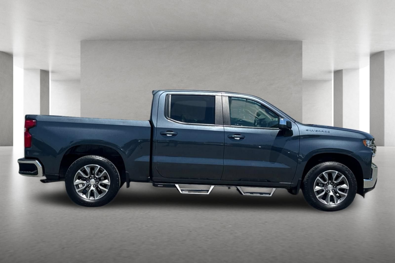 Used 2021 Chevrolet Silverado 1500 LT w/ All Star Edition Plus RWD image 3