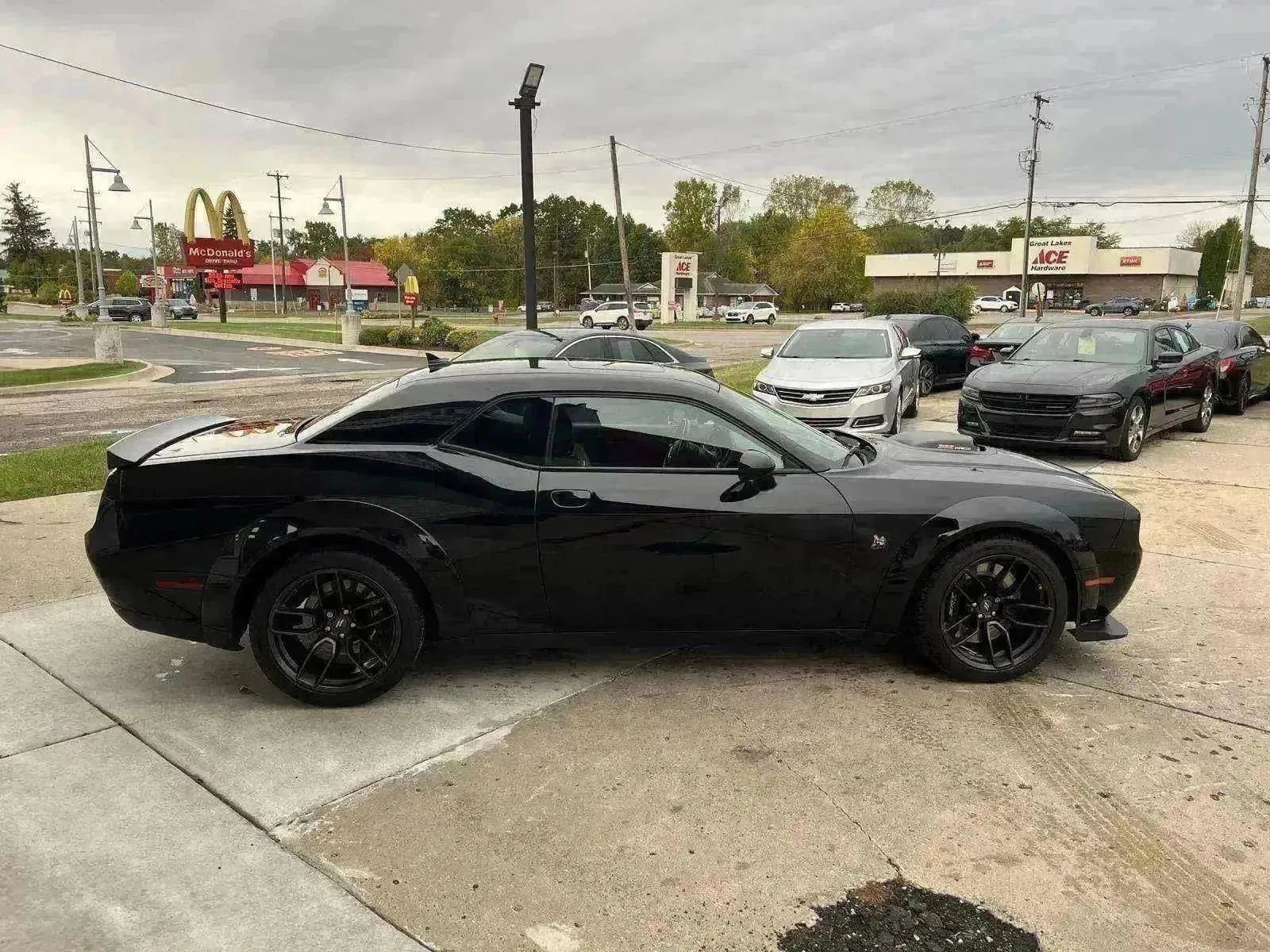 Used 2022 Dodge Challenger R/T Scat Pack image 6