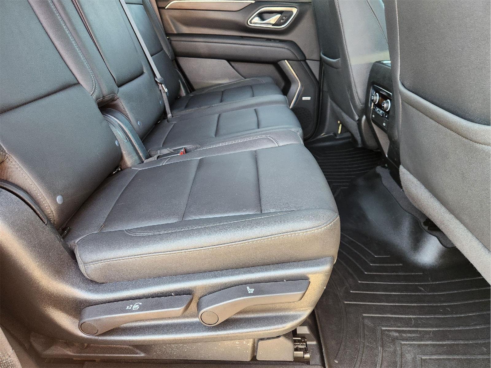Certified 2023 Chevrolet Tahoe Z71 w/ Luxury Package AWD/4WD image 32