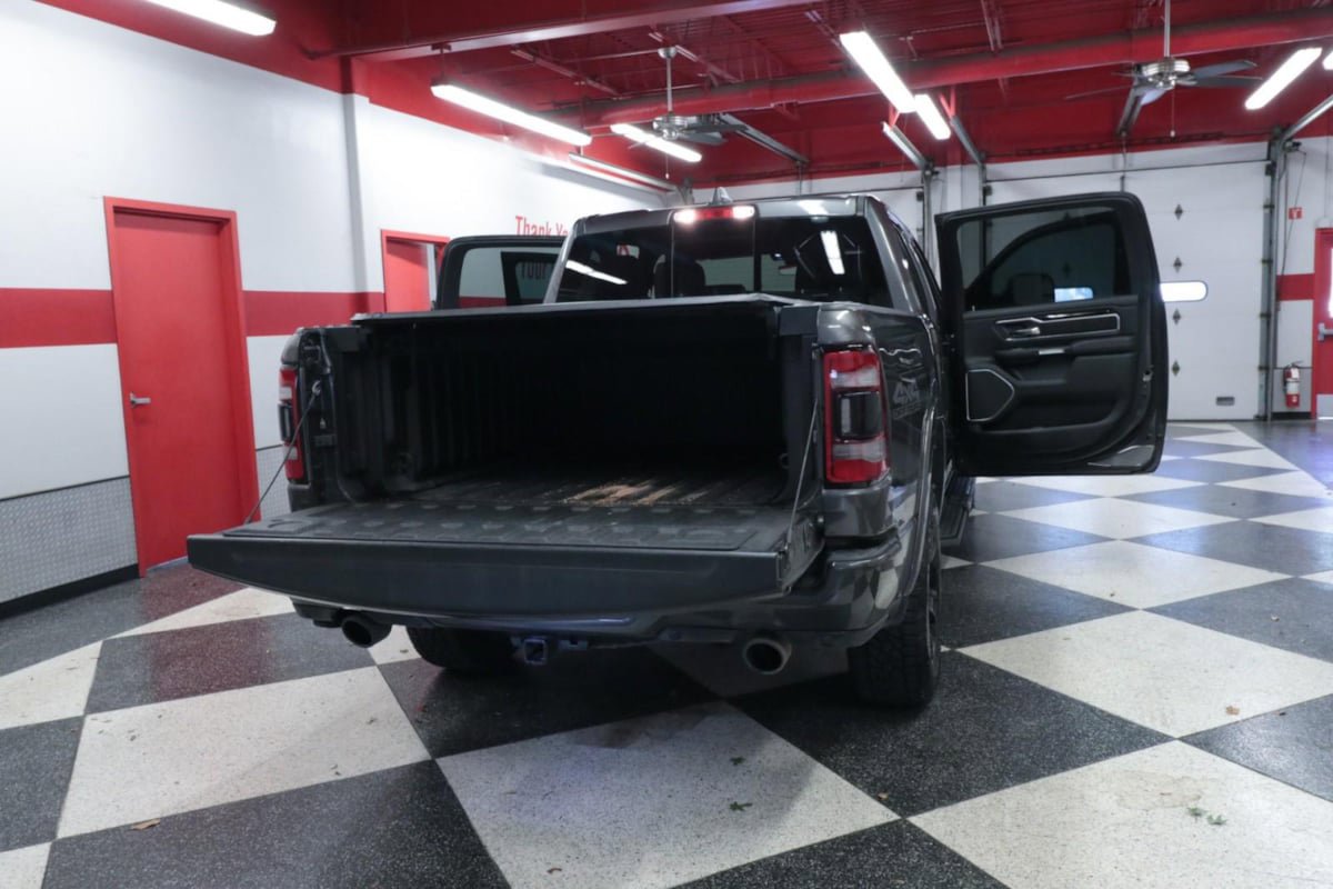 Used 2022 RAM 1500 Laramie AWD/4WD image 26