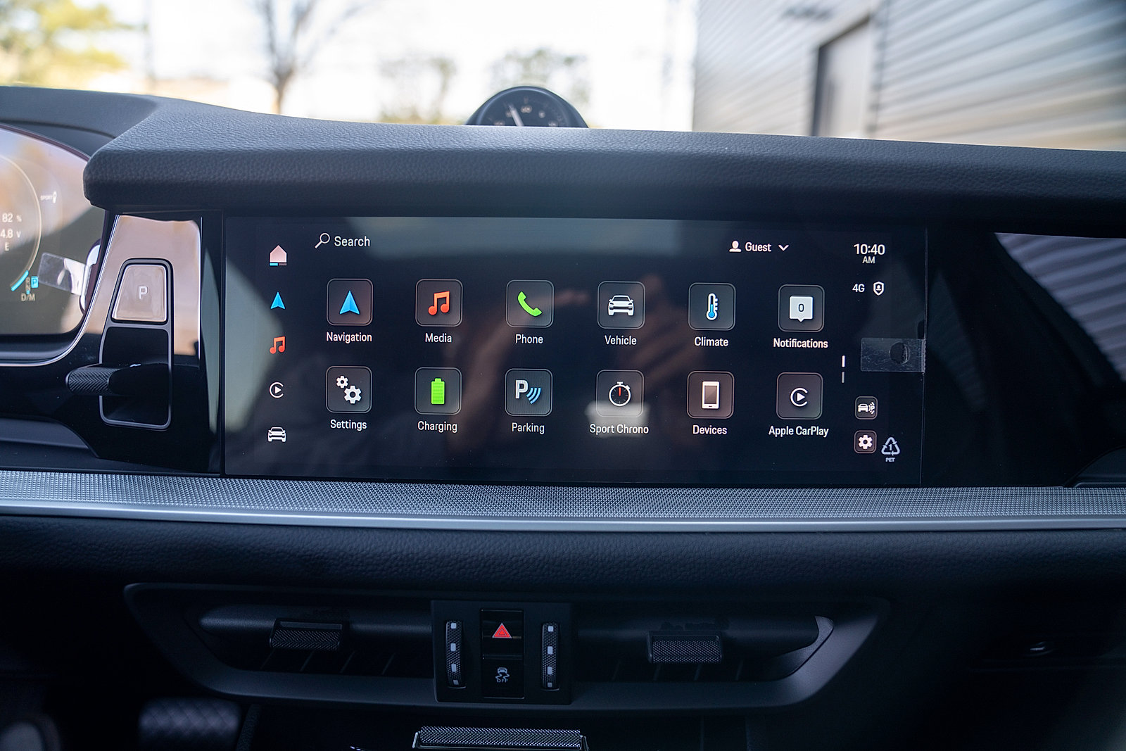 Used 2025 Porsche Cayenne E-Hybrid Coupe image 13