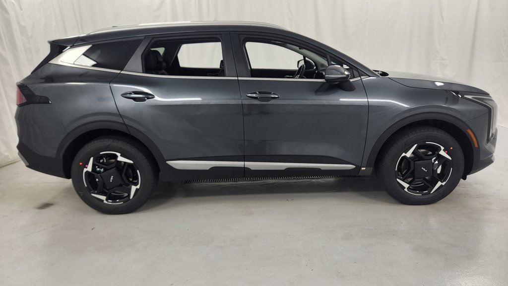 New 2026 Kia Sportage EX AWD/4WD image 2