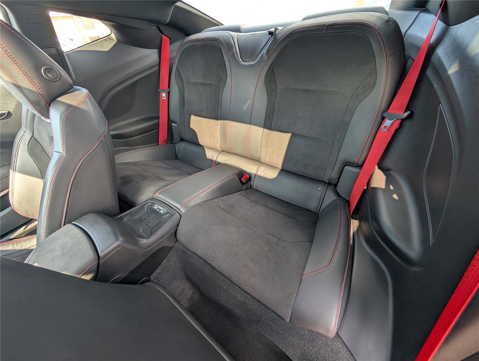 Used 2022 Chevrolet Camaro ZL1 image 15