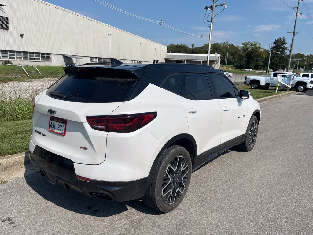 Used 2023 Chevrolet Blazer RS w/ Driver Confidence II Package AWD/4WD image 3