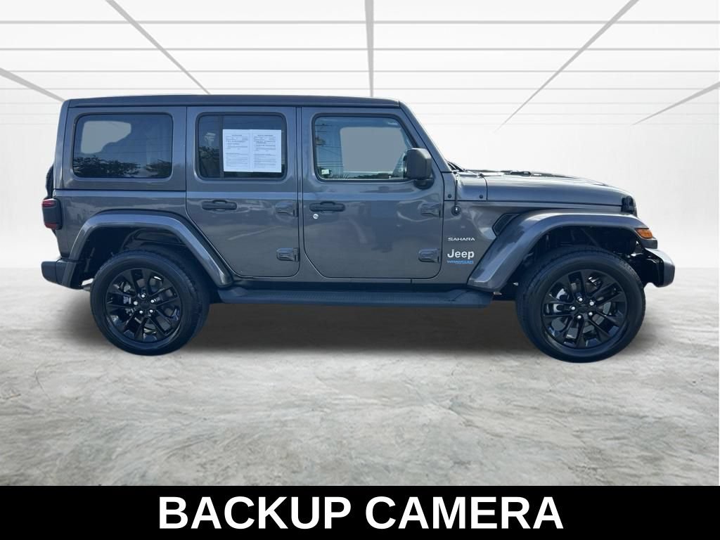 Used 2022 Jeep Wrangler Unlimited Sahara w/ Safety Group AWD/4WD image 4