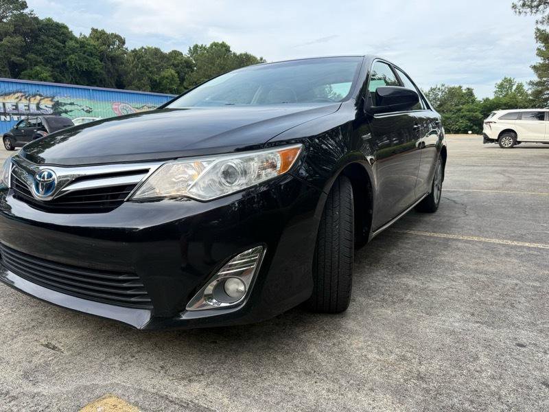 Used 2012 Toyota Camry XLE w/ Leather Pkg FWD image 16