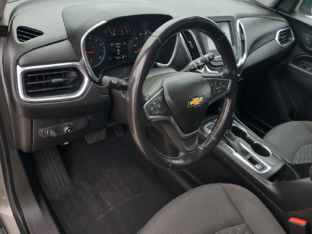 Used 2018 Chevrolet Equinox LT FWD image 16