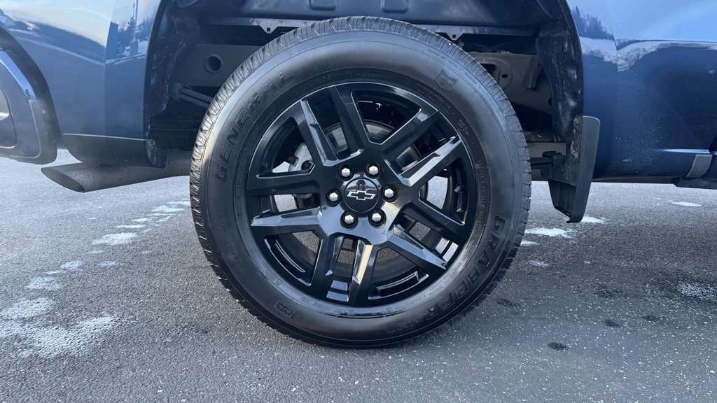 Used 2022 Chevrolet Silverado 1500 Custom image 32