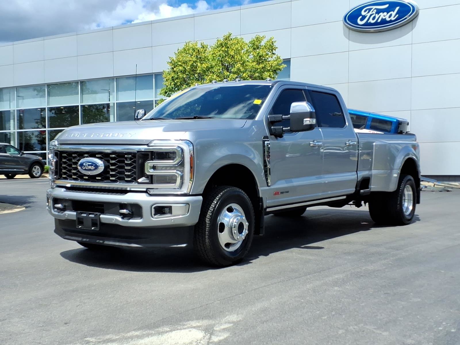 Certified 2024 Ford F350 Platinum AWD/4WD image 1