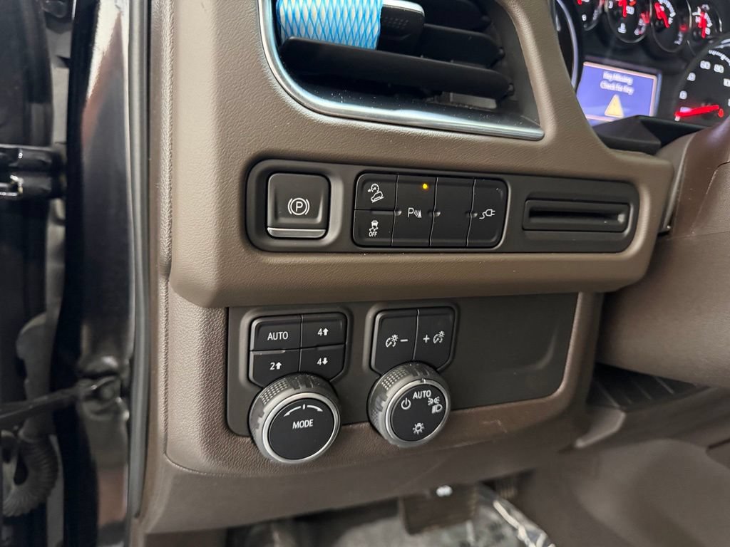 Used 2021 Chevrolet Tahoe Z71 AWD/4WD image 12