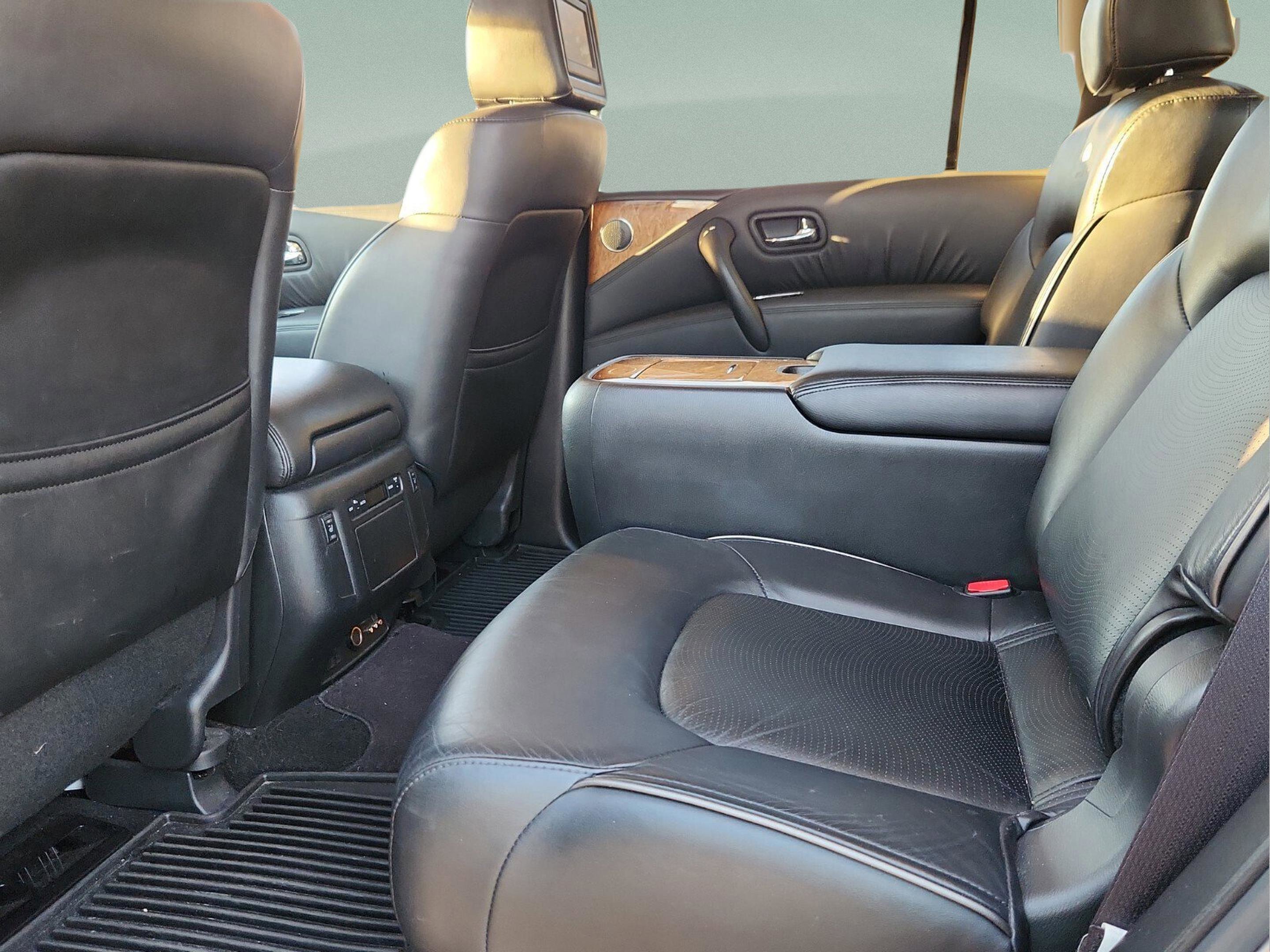 Used 2012 INFINITI QX56 2WD w/ Theater Pkg image 11