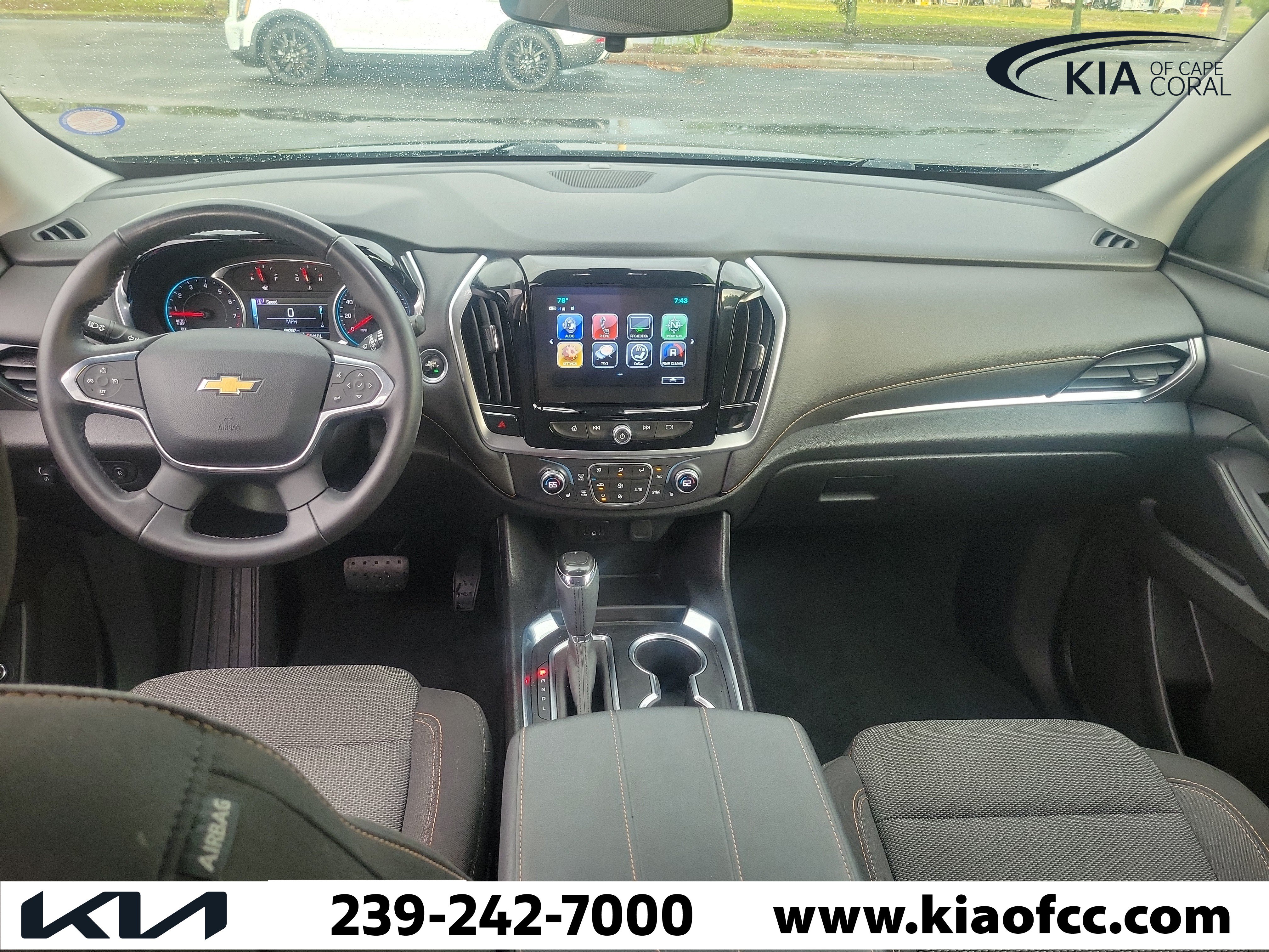 Used 2019 Chevrolet Traverse LT FWD image 19