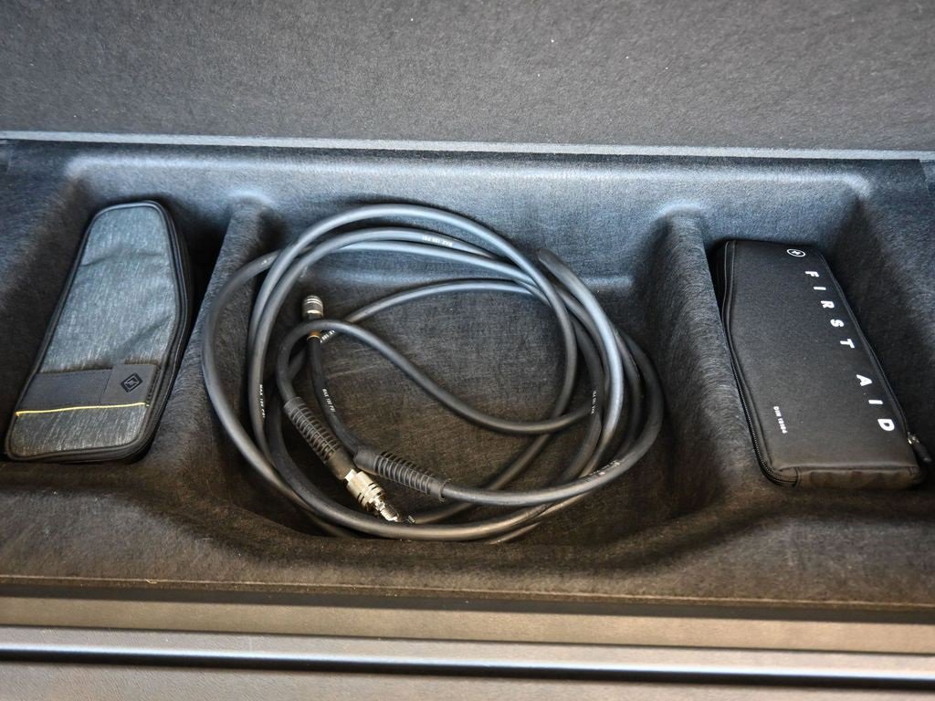 Used 2023 Rivian R1S Launch Edition image 57