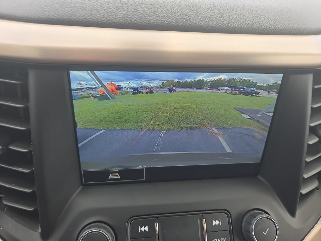 Used 2023 GMC Acadia Denali AWD/4WD image 24