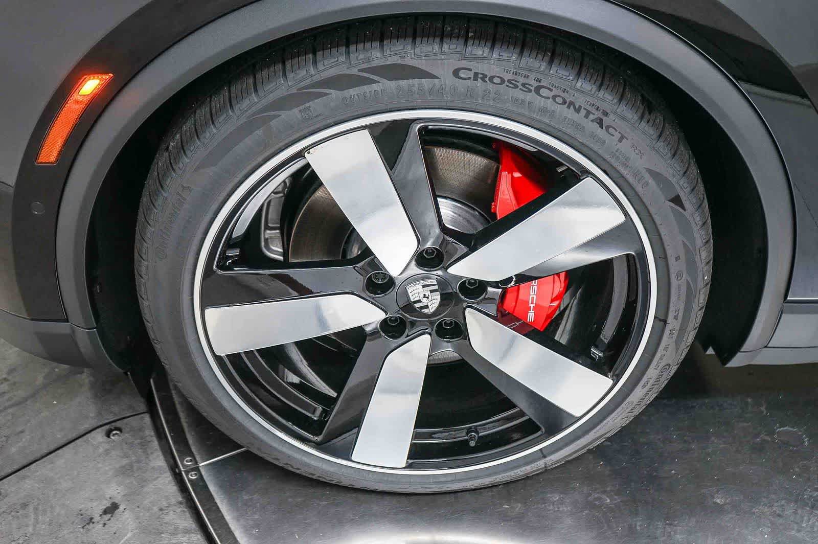New 2026 Porsche Macan 4S Electric AWD/4WD image 14
