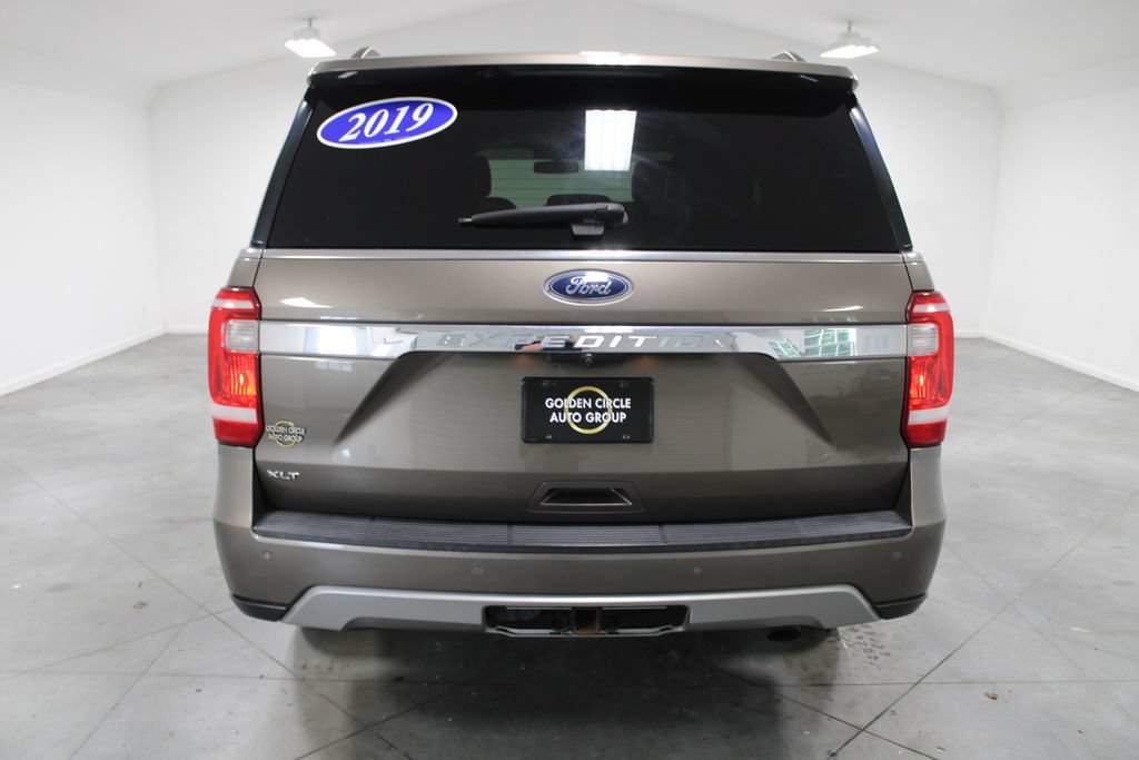 Used 2019 Ford Expedition XLT w/ Equipment Group 201A AWD/4WD image 8