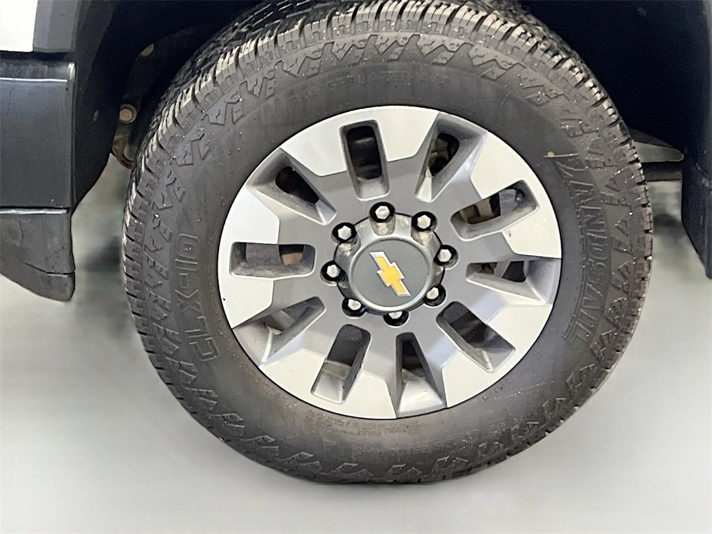 Used 2023 Chevrolet Silverado 2500 Custom w/ Custom Convenience Package image 29