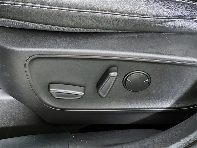 Used 2022 Ford Escape SEL image 11