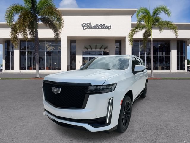 Certified 2023 Cadillac Escalade Sport Platinum w/ LPO, ONYX Package AWD/4WD image 5