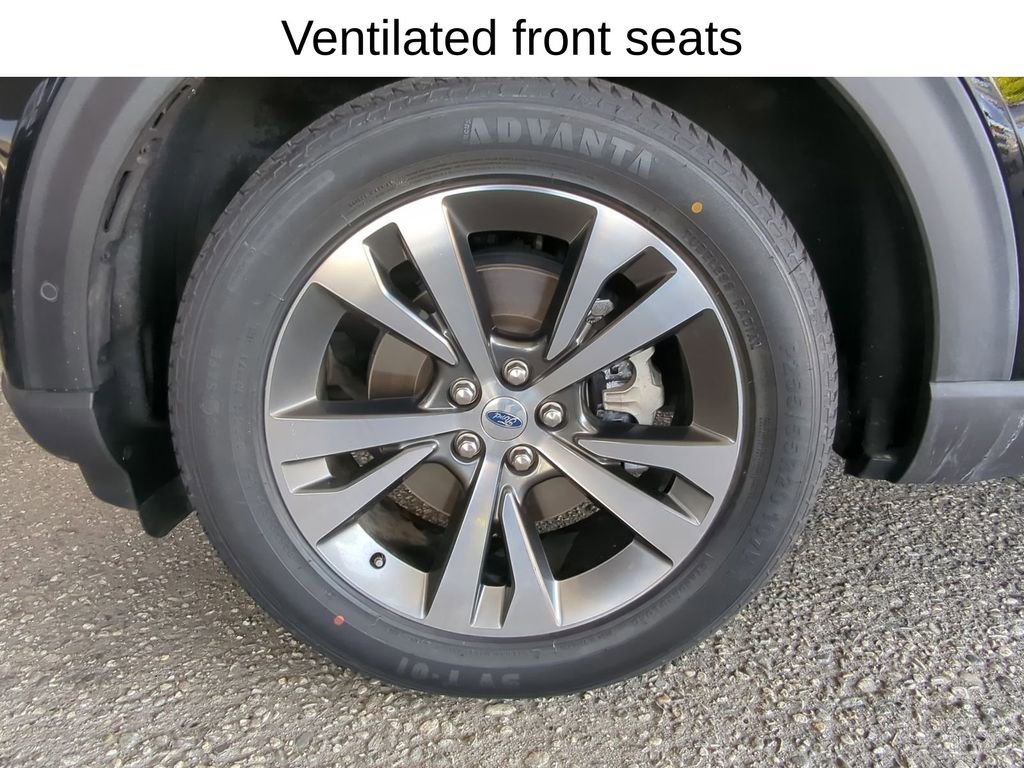 Used 2020 Ford Explorer Platinum w/ Premium Technology Package image 40