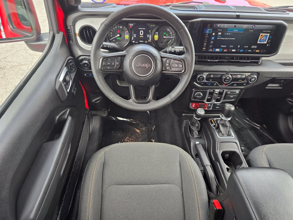 Used 2025 Jeep Wrangler Unlimited Sport S 4xe AWD/4WD image 30