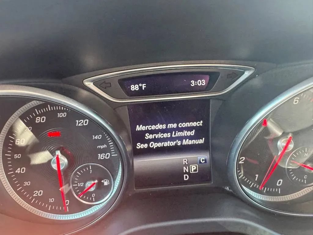 Used 2018 Mercedes-Benz GLA 250 4MATIC image 27