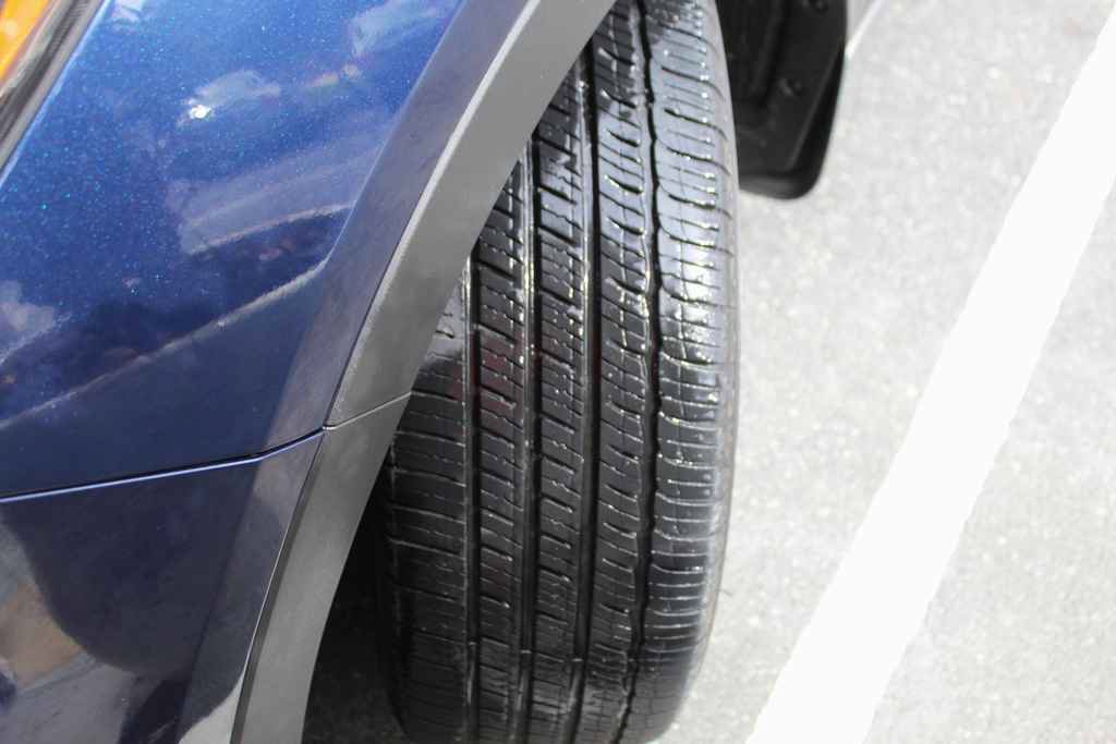 Used 2017 Hyundai Santa Fe Sport FWD image 35