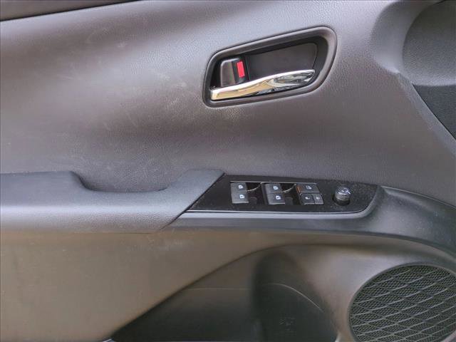 Used 2017 Toyota Prius Prime Premium image 9