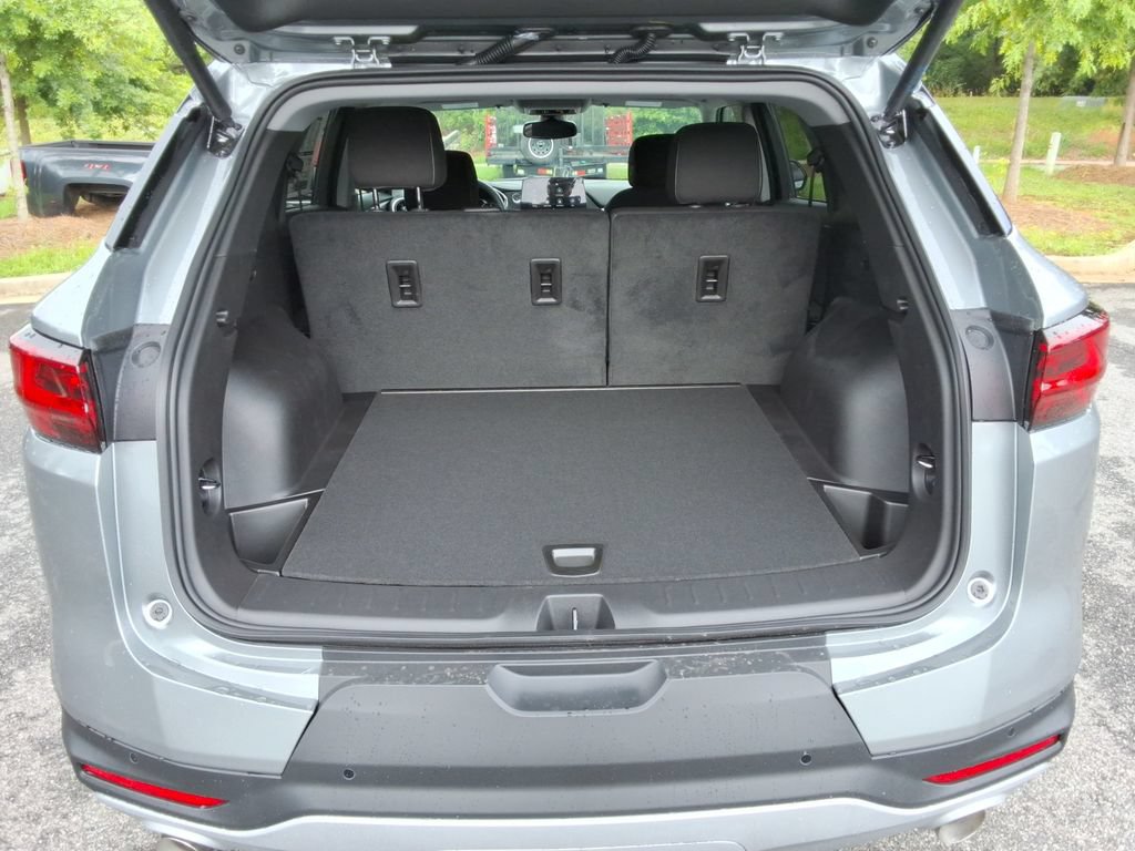 New 2026 Chevrolet Blazer LT w/ Convenience Package FWD image 15