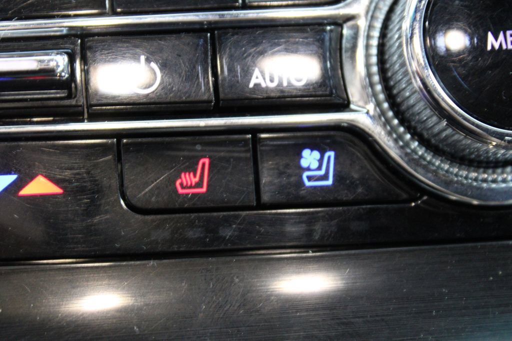 Used 2022 Lincoln Nautilus Reserve w/ Monochromatic Package image 48