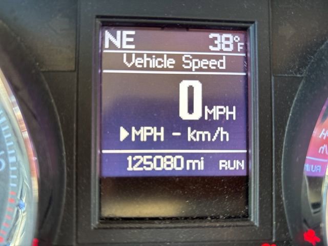 Used 2014 Chrysler Town & Country Touring FWD image 12