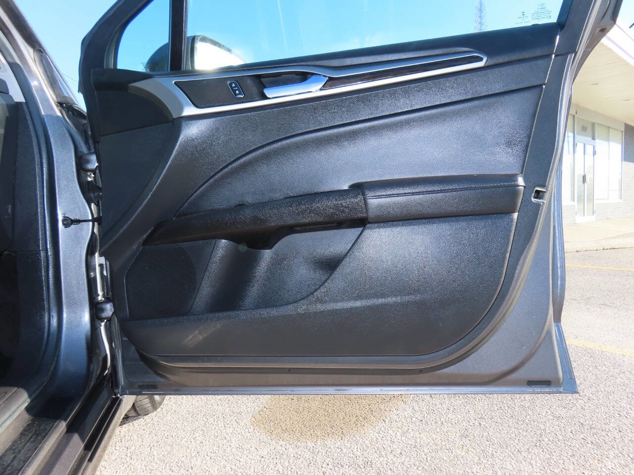 Used 2014 Ford Fusion SE w/ Equipment Group 202A image 39