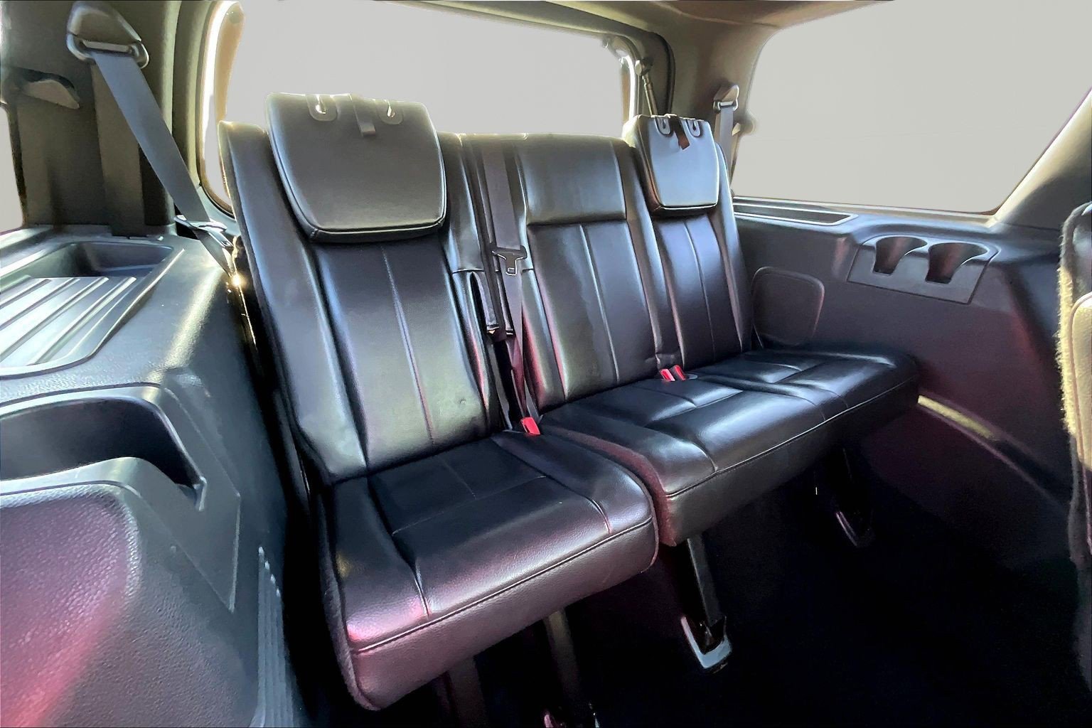 Used 2013 Ford Expedition Limited image 26