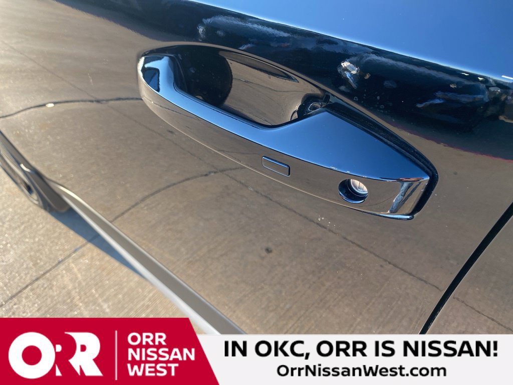 New 2026 Nissan Kicks SR w/ Cold Weather Package AWD/4WD image 12
