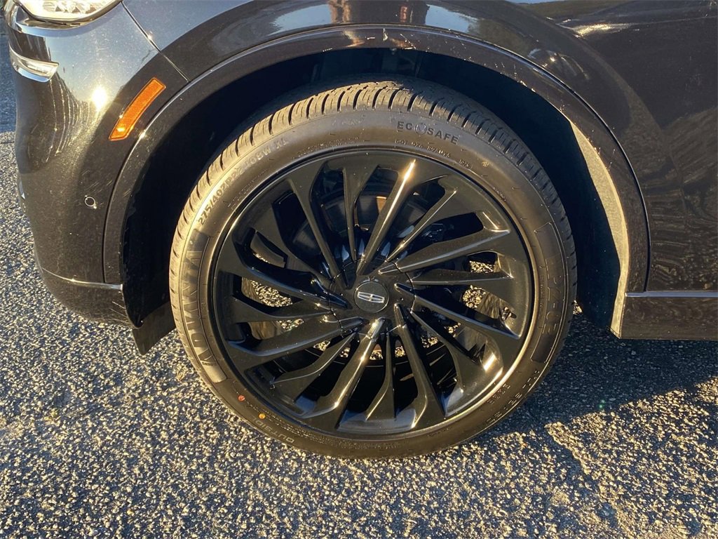 Used 2022 Lincoln Aviator Reserve w/ Equipment Group 201A image 8