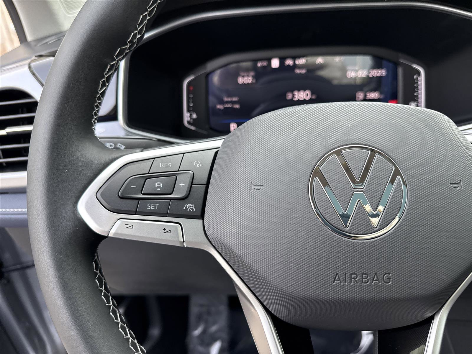 New 2025 Volkswagen Taos SEL image 17