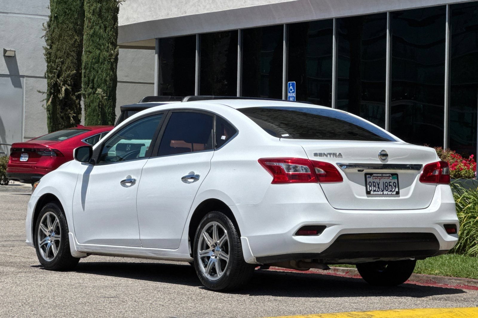 Used 2018 Nissan Sentra S FWD image 6