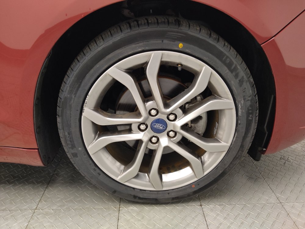 Used 2019 Ford Fusion SEL FWD image 31