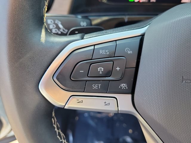 Certified 2024 Volkswagen Atlas SE FWD image 22