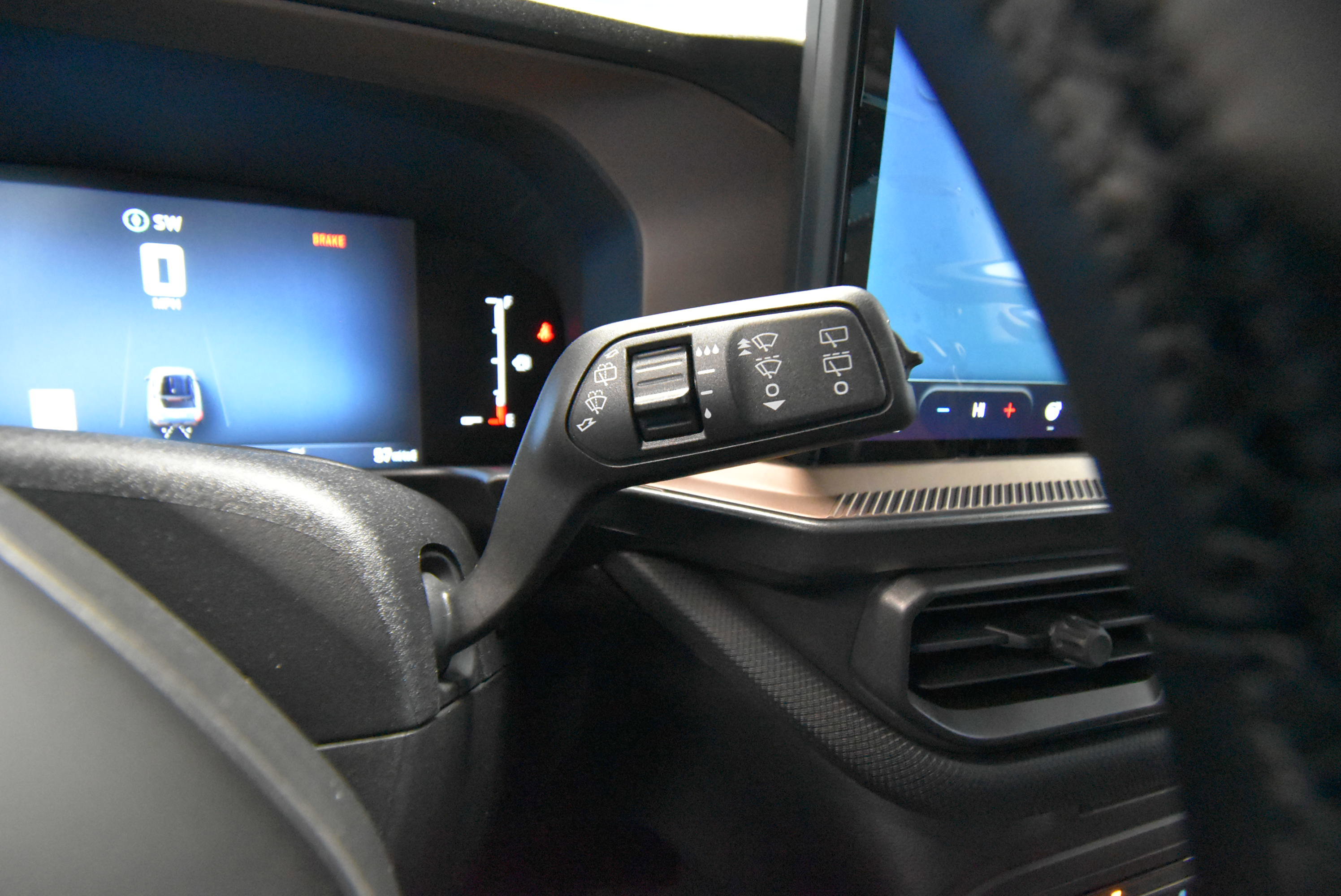 New 2026 Ford Bronco Sport Outer Banks w/ Outer Banks Tech Package+ AWD/4WD image 13