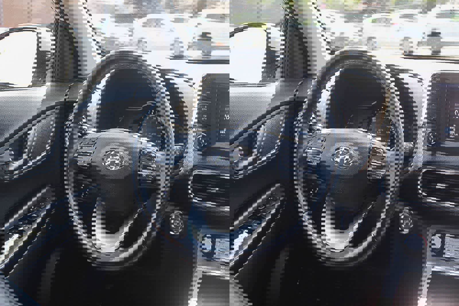 Used 2020 Hyundai Kona Limited image 22