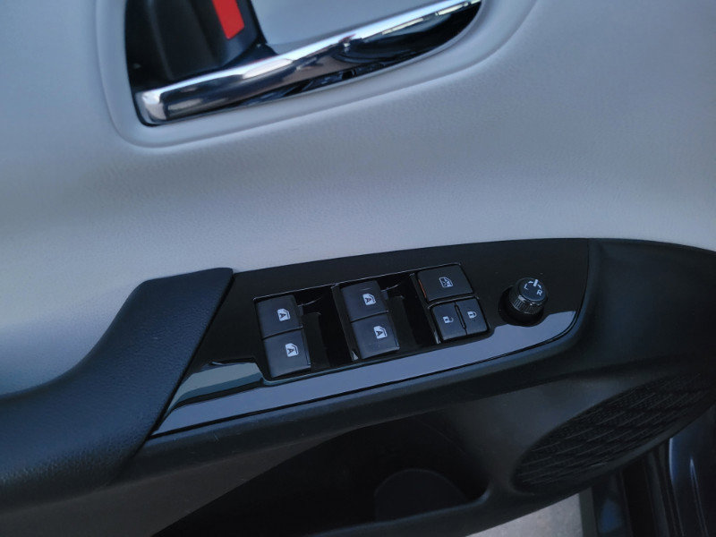 Used 2017 Toyota Prius Three Touring image 17