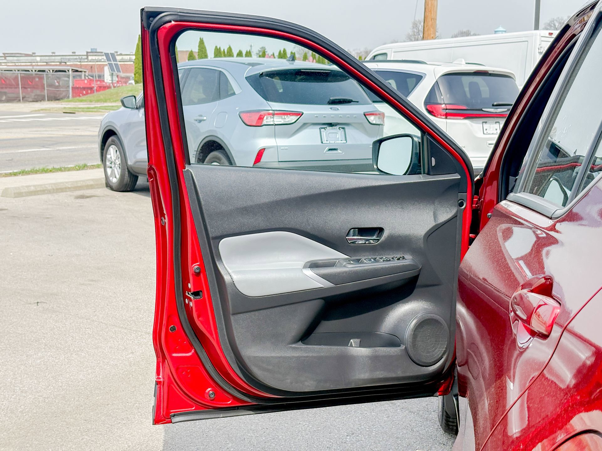 Used 2023 Nissan Kicks SR w/ SR Premium Package image 17