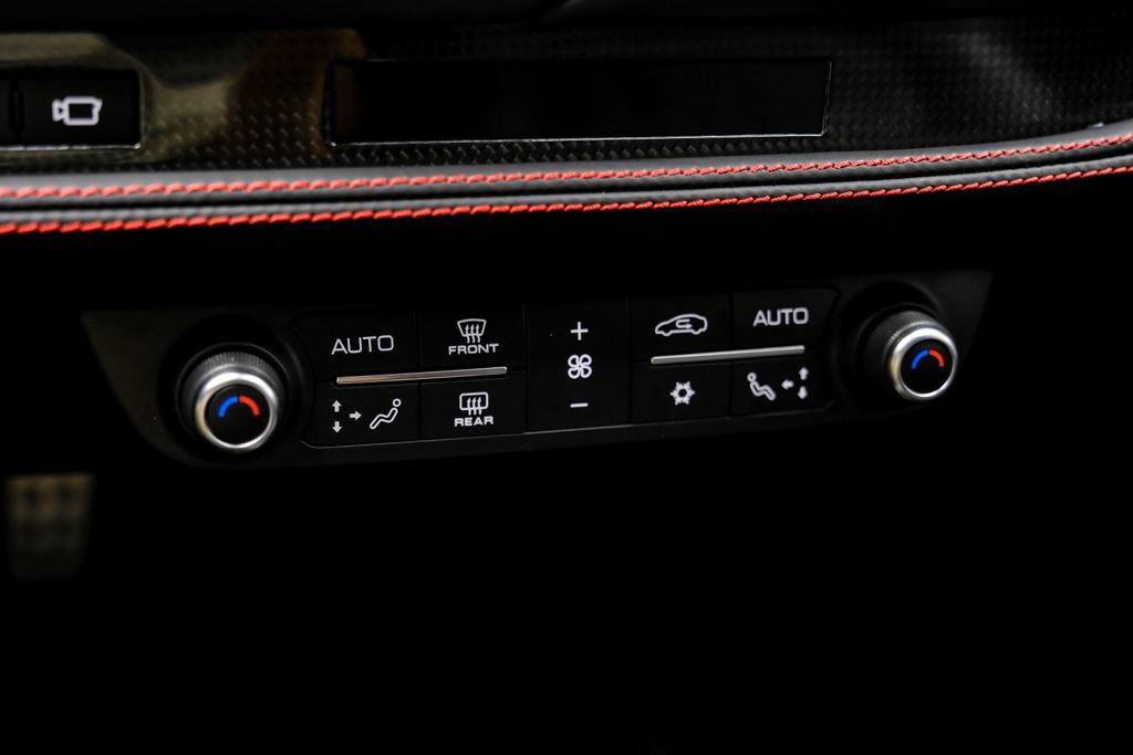 Used 2023 Ferrari F8 Tributo RWD image 30