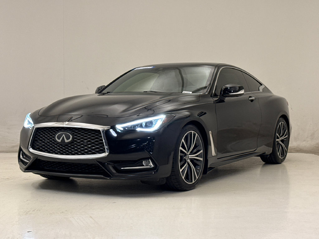 Used 2021 INFINITI Q60 3.0t Luxe w/ Essential Package RWD image 2