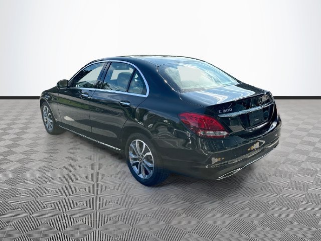 Used 2018 Mercedes-Benz C 300 4MATIC Sedan image 5